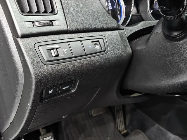 Hyundai Sonata 2.0 LPI - автомобили, коли, обяви за нови и употребявани 13