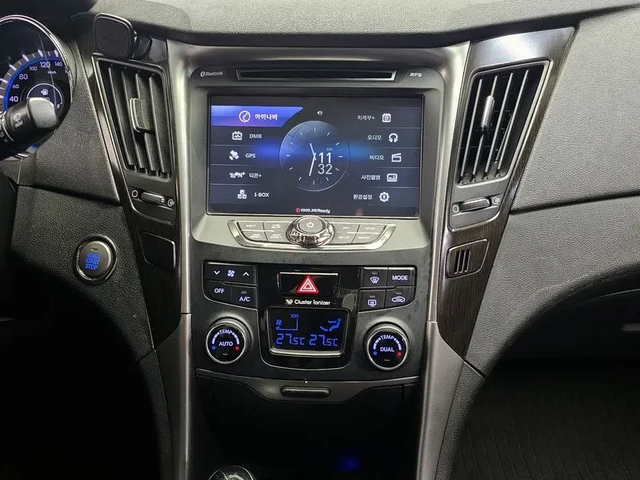 Hyundai Sonata 2.0 - автомобили, коли, обяви за нови и употребявани 13