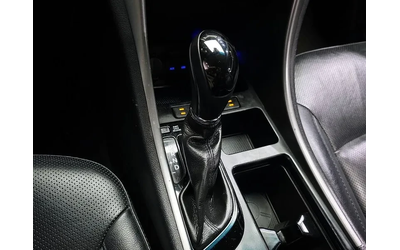 Hyundai Sonata 2.0 - автомобили, коли, обяви за нови и употребявани 8