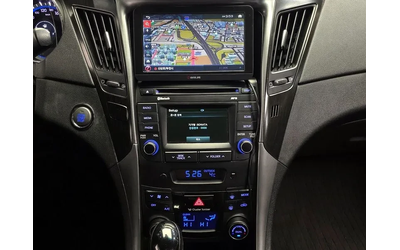 Hyundai Sonata 2.0 - автомобили, коли, обяви за нови и употребявани 14