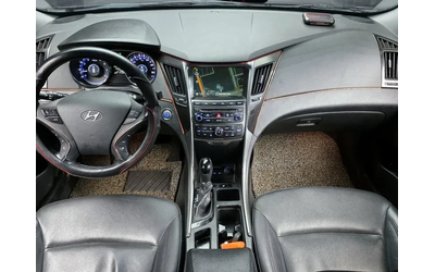 Hyundai Sonata 2.0 - автомобили, коли, обяви за нови и употребявани 6