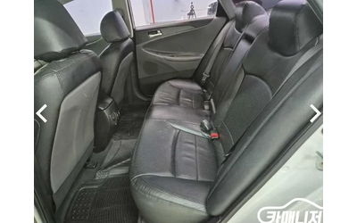 Hyundai Sonata 2.0 - автомобили, коли, обяви за нови и употребявани 11