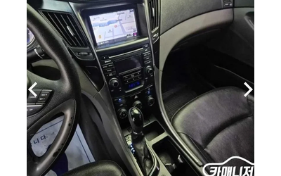 Hyundai Sonata 2.0 - автомобили, коли, обяви за нови и употребявани 9