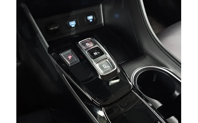 Hyundai Sonata 2.0 Smart - автомобили, коли, обяви за нови и употребявани 8