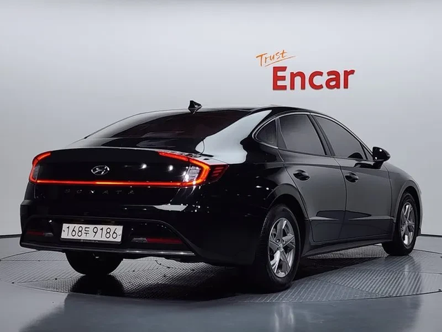 Hyundai Sonata 2.0 Smart - автомобили, коли, обяви за нови и употребявани 1