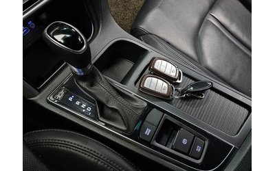 Hyundai Sonata 2.0 Style Special - автомобили, коли, обяви за нови и употребявани 8