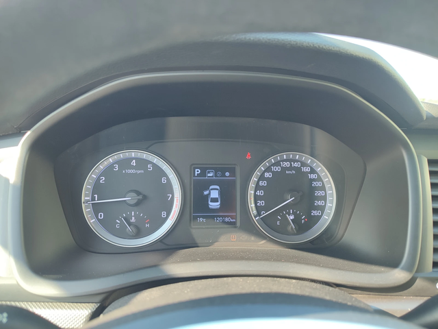 Hyundai Sonata 2.0 Lpi - автомобили, коли, обяви за нови и употребявани 11