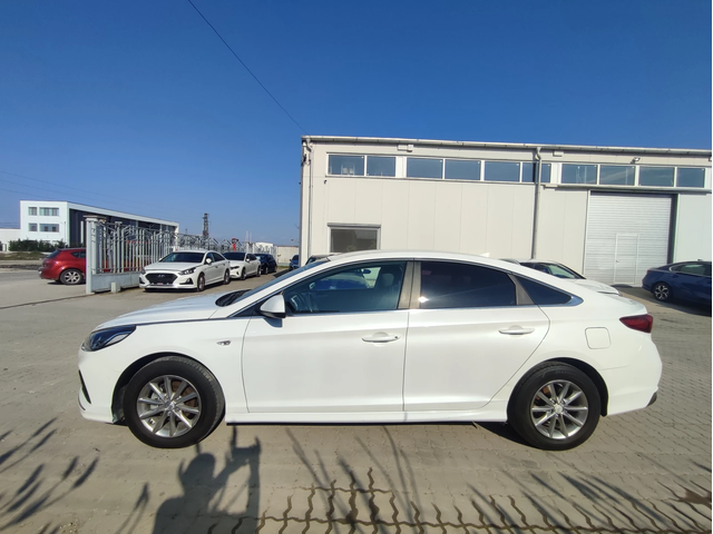 Hyundai Sonata 2.0 Lpi - автомобили, коли, обяви за нови и употребявани 2