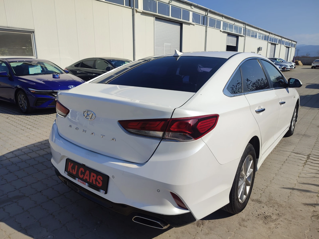 Hyundai Sonata 2.0 Lpi - автомобили, коли, обяви за нови и употребявани 2