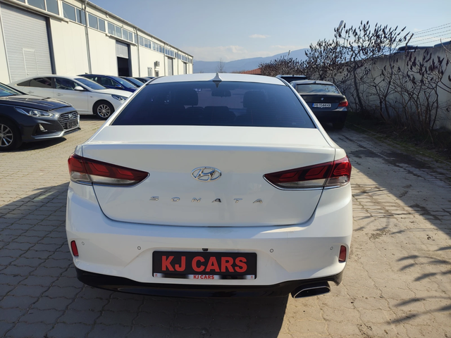 Hyundai Sonata 2.0 Lpi - автомобили, коли, обяви за нови и употребявани 3