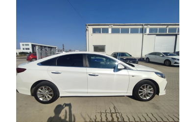 Hyundai Sonata 2.0 Lpi - автомобили, коли, обяви за нови и употребявани 6