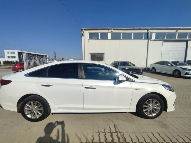 Hyundai Sonata 2.0 Lpi - автомобили, коли, обяви за нови и употребявани 6