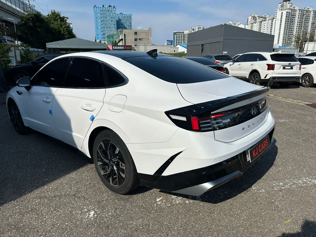 Hyundai Sonata 2.0 Lpi - автомобили, коли, обяви за нови и употребявани 3