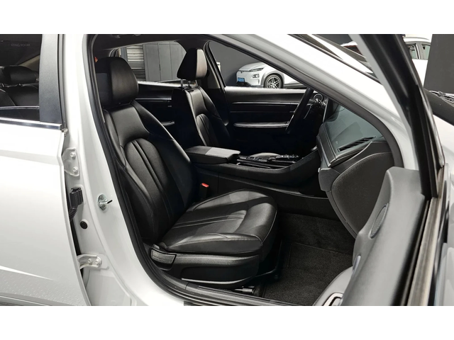 Hyundai Sonata 2.0 Lpg - автомобили, коли, обяви за нови и употребявани 9