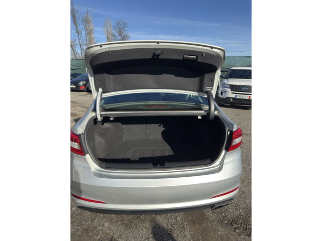 Hyundai Sonata 2.4L GLS SPECIAL EDITION * НОВ ВНОС * ПЕРФЕКТНА* - автомобили, коли, обяви за нови и употребявани 10