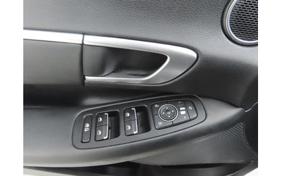 Hyundai Sonata 2.0 LPG Style * НАЙ-ДОБРА ЦЕНА В БЪЛГАРИЯ* - автомобили, коли, обяви за нови и употребявани 8