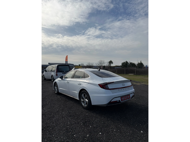 Hyundai Sonata НАЛИЧНА* LPG * * КЛИМАТРОНИК * * ГОЛЯМА НАВИГАЦИЯ* - автомобили, коли, обяви за нови и употребявани 3