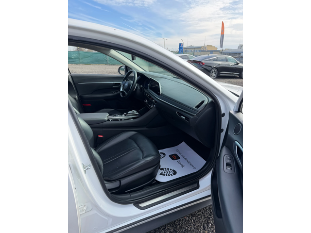 Hyundai Sonata НАЛИЧНА* LPG * * КЛИМАТРОНИК * * ГОЛЯМА НАВИГАЦИЯ* - автомобили, коли, обяви за нови и употребявани 5