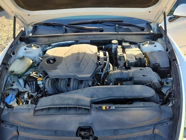 Hyundai Sonata - автомобили, коли, обяви за нови и употребявани 10