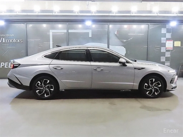 Hyundai Sonata 2.0* ГАЗ* ДИСТРОНИК* КАМЕРА* ПОДГРЕВ* КРАЙНА ЦЕНА - автомобили, коли, обяви за нови и употребявани 4