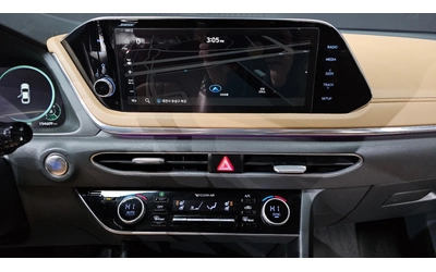 Hyundai Sonata - автомобили, коли, обяви за нови и употребявани 12