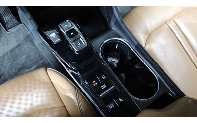 Hyundai Sonata - автомобили, коли, обяви за нови и употребявани 7