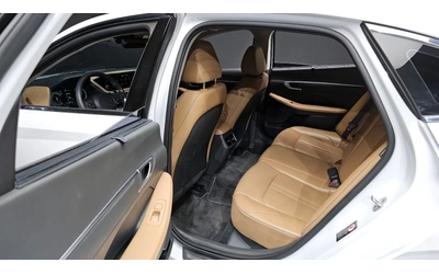 Hyundai Sonata - автомобили, коли, обяви за нови и употребявани 9