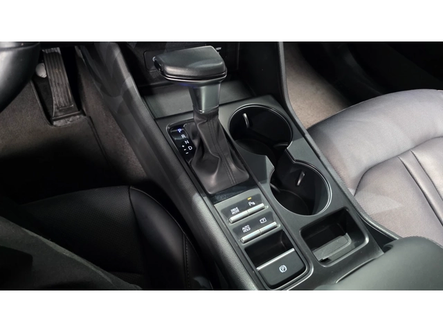 Hyundai Sonata 2.0 LPG - автомобили, коли, обяви за нови и употребявани 7