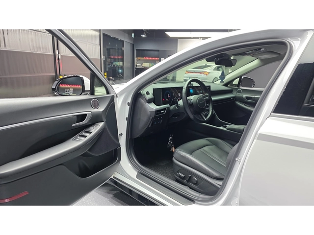 Hyundai Sonata 2.0 Premium - автомобили, коли, обяви за нови и употребявани 6