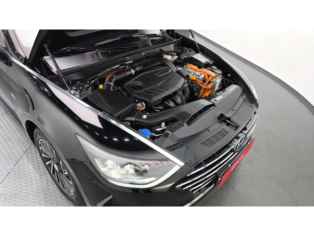 Hyundai Sonata Premium Millennial| Hybrid| Адаптив. круиз| Обдухв - автомобили, коли, обяви за нови и употребявани 4
