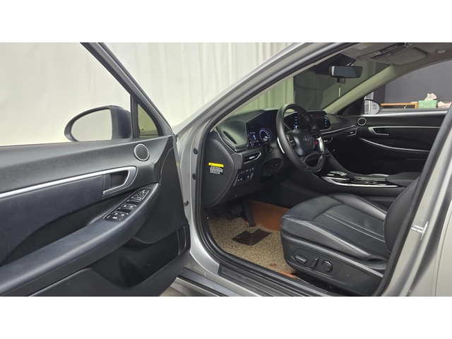Hyundai Sonata 2.0 Premium | Навигация | LED Фарове | Камера - автомобили, коли, обяви за нови и употребявани 13