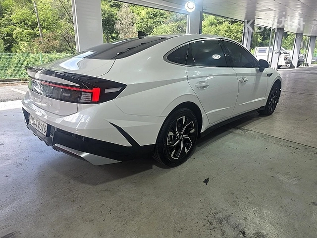 Hyundai Sonata PRESTIGE LUXURY * КРАЙНА ЦЕНА* FULL - автомобили, коли, обяви за нови и употребявани 3