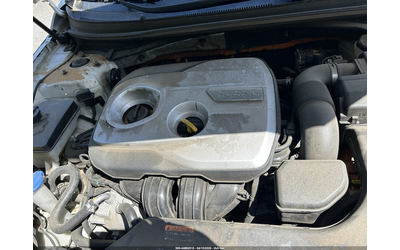 Hyundai SONATA HYBRID 2.0L I-4 DI, DOHC, VVT, 154HP Front Wheel Drive - автомобили, коли, обяви за нови и употребявани 9