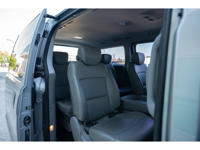 Hyundai Starex GRAND STAREX | 8+ 3 SEATS - автомобили, коли, обяви за нови и употребявани 12