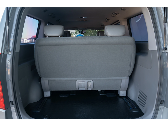 Hyundai Starex GRAND STAREX | 8+ 3 SEATS - автомобили, коли, обяви за нови и употребявани 13