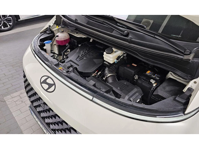 Hyundai Staria L3.5 Lounge 7-Seater Mobility - автомобили, коли, обяви за нови и употребявани 5