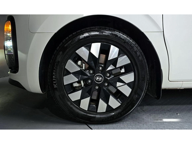 Hyundai Staria L3.5 Lounge 7-Seater Mobility - автомобили, коли, обяви за нови и употребявани 4