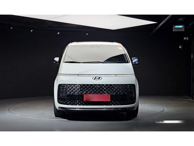 Hyundai Staria L3.5 Lounge 9-Seater Inspiration - автомобили, коли, обяви за нови и употребявани 2