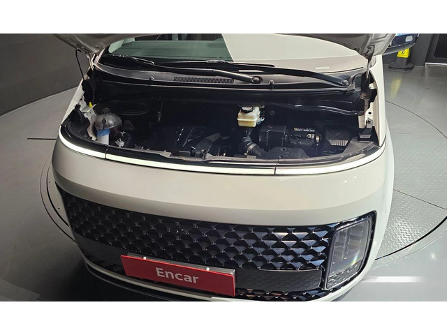 Hyundai Staria L3.5 Lounge 9-Seater Inspiration - автомобили, коли, обяви за нови и употребявани 5