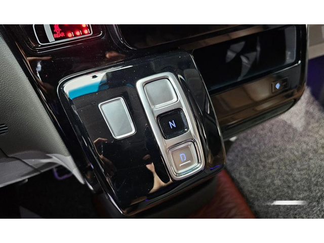 Hyundai Staria L3.5 Lounge 9-Seater Inspiration - автомобили, коли, обяви за нови и употребявани 8