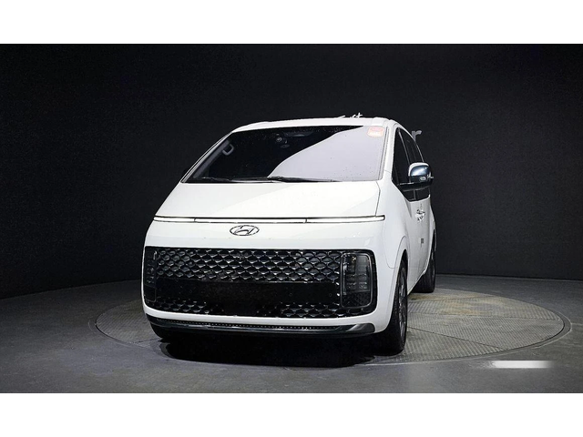 Hyundai Staria L3.5 Lounge 9-Seater Mobility - автомобили, коли, обяви за нови и употребявани 2