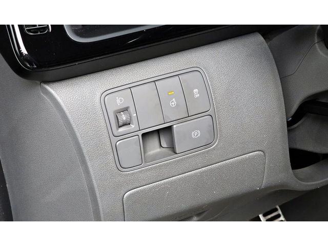 Hyundai Staria L3.5 Lounge 7-Seater Inspiration - автомобили, коли, обяви за нови и употребявани 13