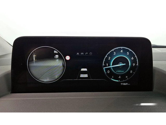 Hyundai Staria L3.5 Lounge 7-Seater Inspiration - автомобили, коли, обяви за нови и употребявани 7