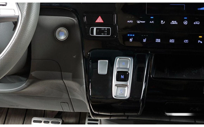 Hyundai Staria L3.5 Lounge 7-Seater Inspiration - автомобили, коли, обяви за нови и употребявани 8