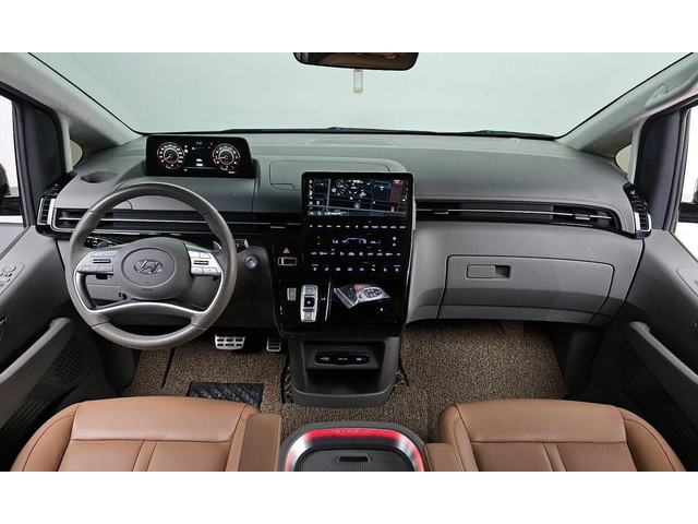 Hyundai Staria L3.5 Lounge 9-Seater Inspiration - автомобили, коли, обяви за нови и употребявани 6