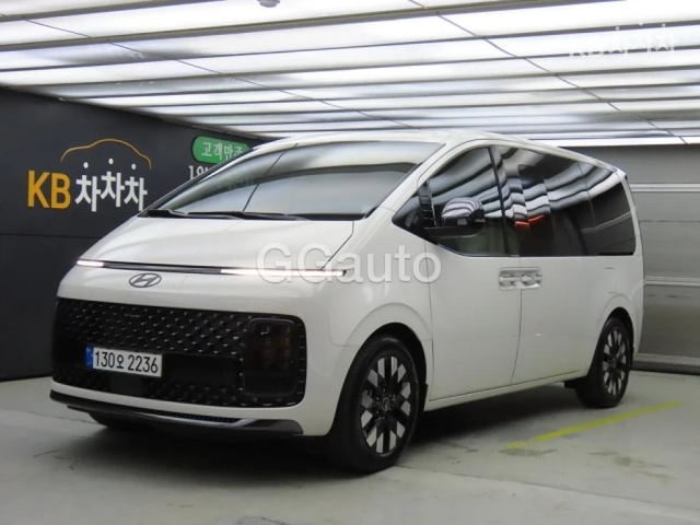 Hyundai Staria Lounge 3.5 LPG Lounge 7 Вдъхновение ЛИЗ.БЕЗ ПЪРВ.В - автомобили, коли, обяви за нови и употребявани 0