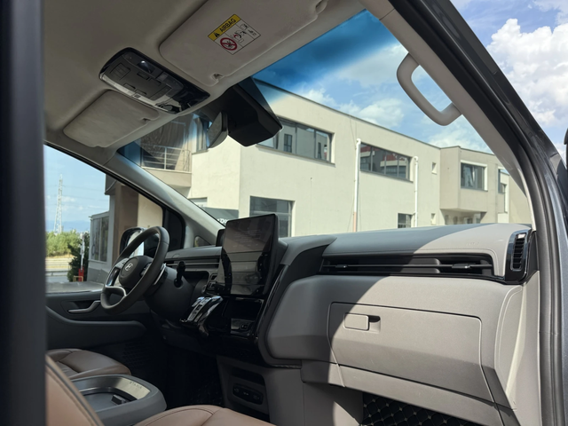 Hyundai Staria 3.5 LPG 7 - МЕСТЕН ЛИЗИНГ БЕЗ ПЪРВОНАЧАЛНА ВНОСКА - автомобили, коли, обяви за нови и употребявани 12