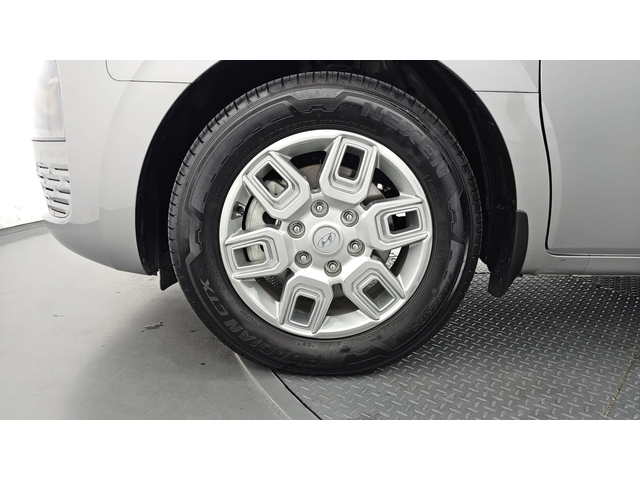 Hyundai Staria L3.5 Tourer 9seater autogeorge.com - автомобили, коли, обяви за нови и употребявани 4