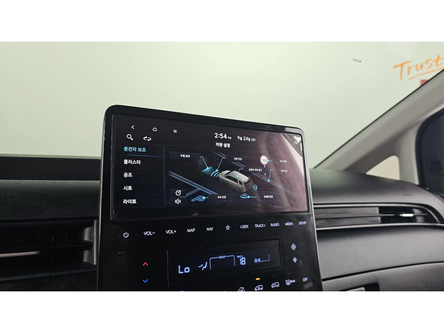 Hyundai Staria L3.5 Tourer 9seater autogeorge.com - автомобили, коли, обяви за нови и употребявани 14