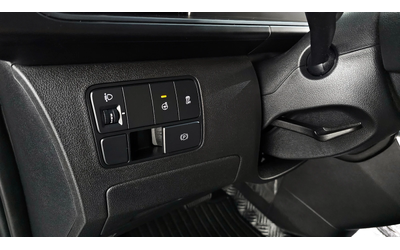 Hyundai Staria L3.5 Tourer 9seater autogeorge.com - автомобили, коли, обяви за нови и употребявани 16